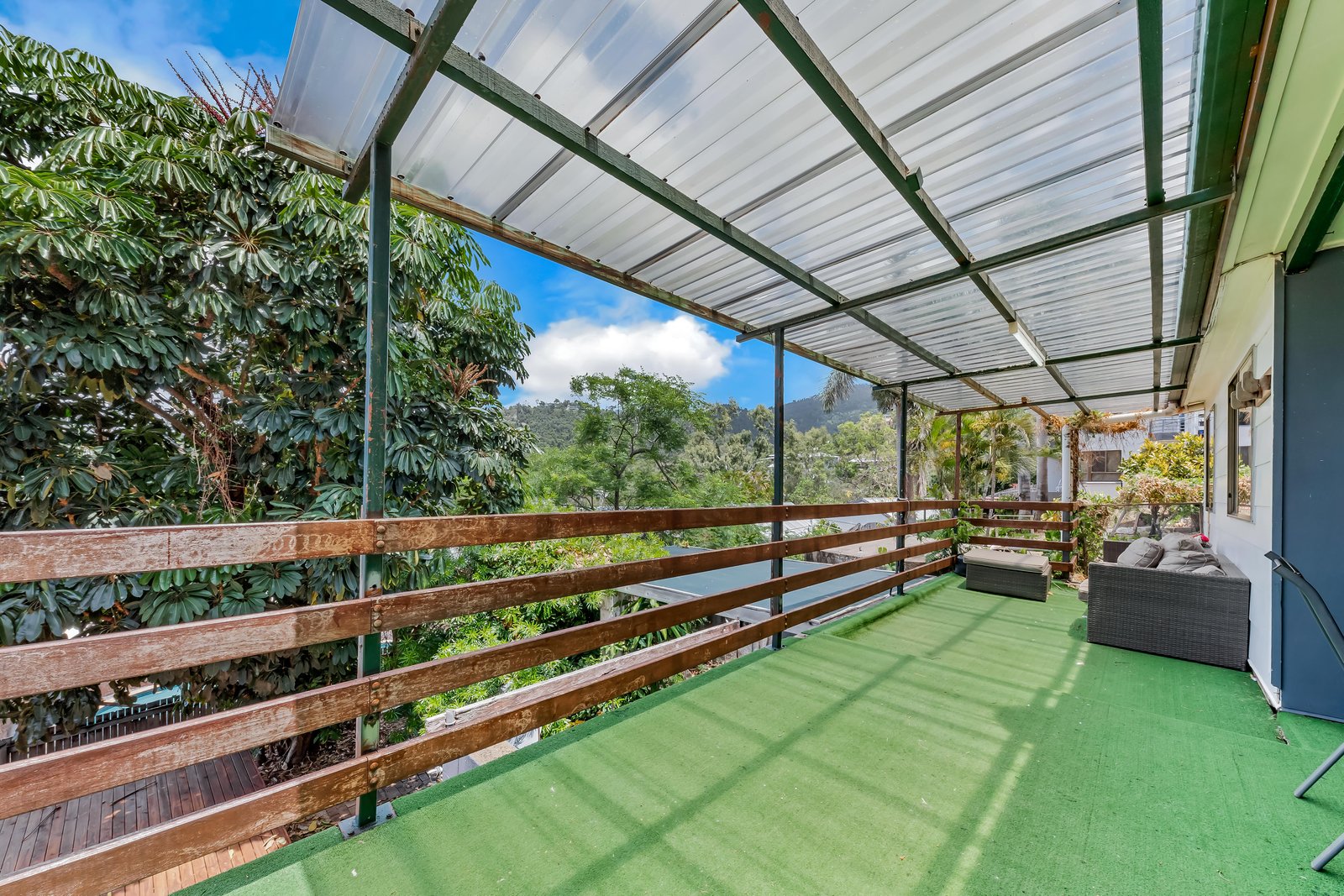 1 Lewis Street AIRLIE BEACH 12