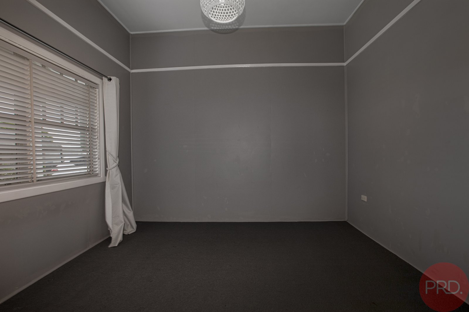 1 Lewis Street GRETA 9