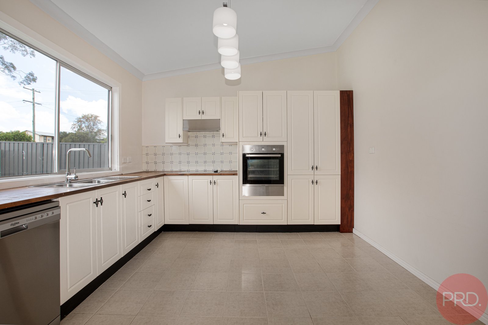 1 Lewis Street GRETA 14