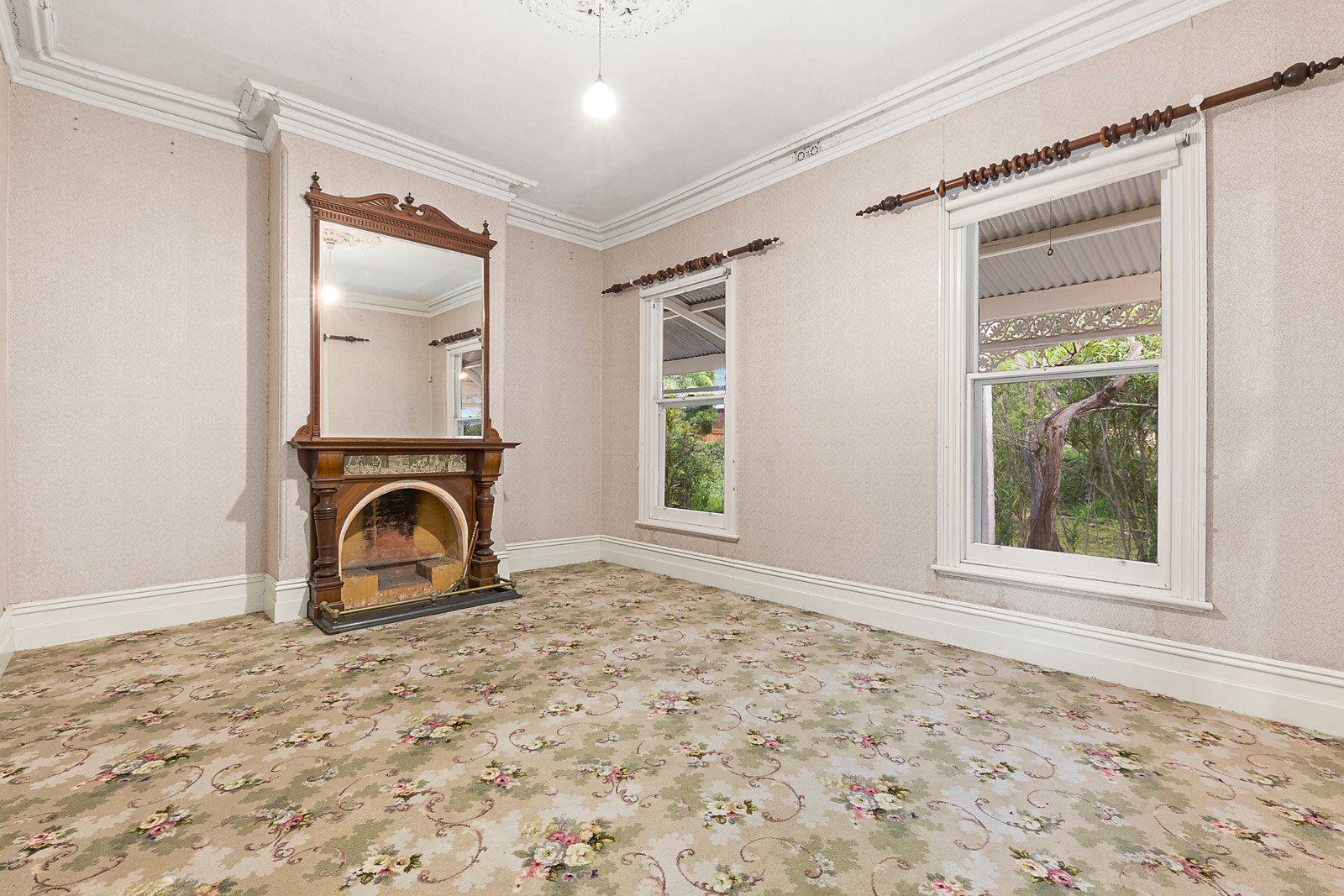 1 Lightfoot Street, Mont Albert, VIC