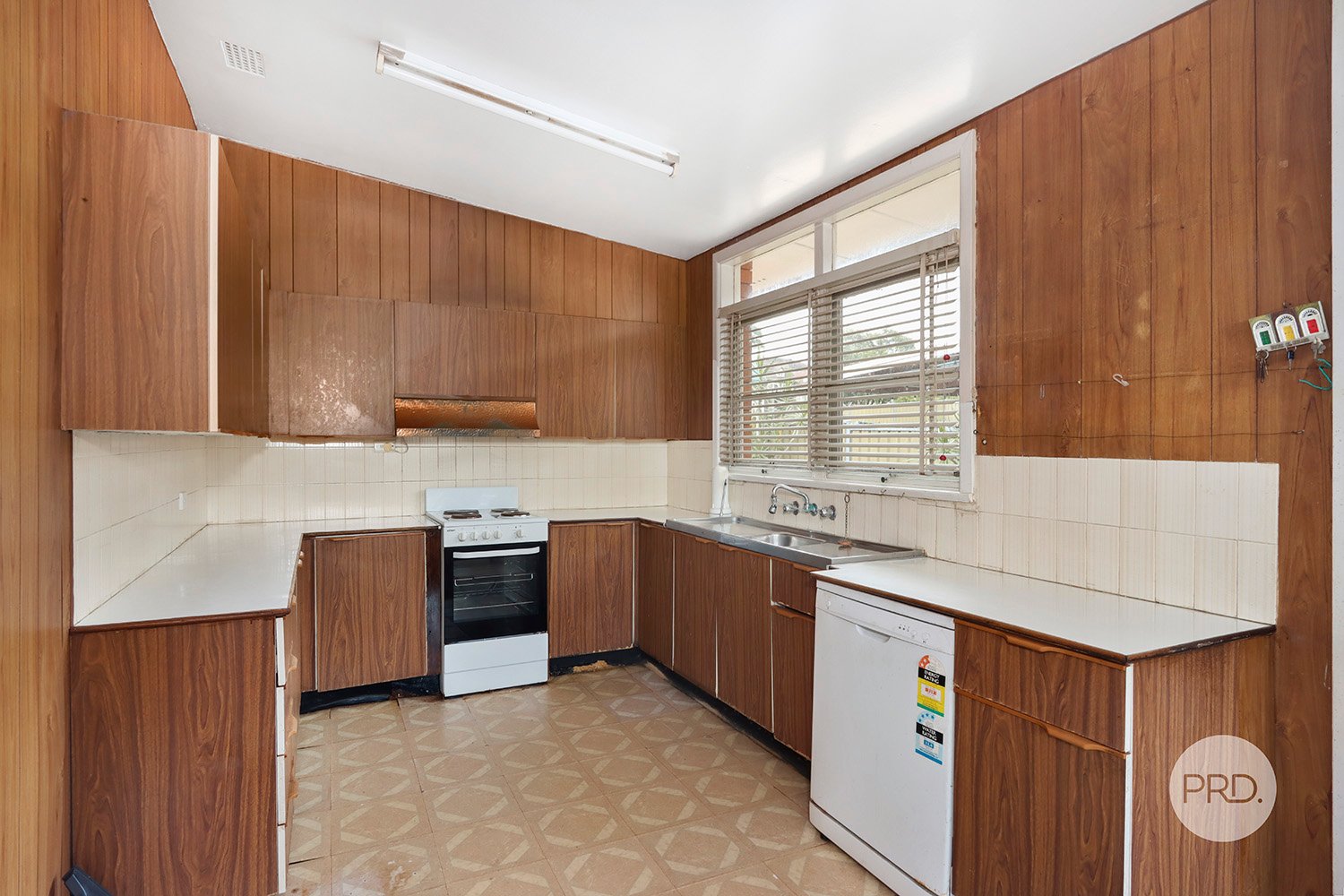 1 Lilydale Avenue PEAKHURST 3