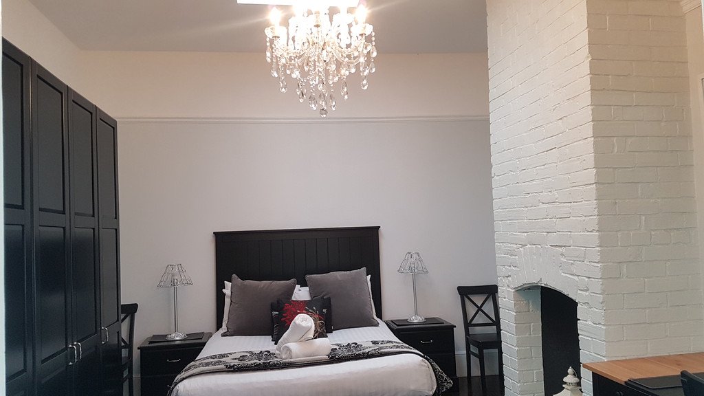 1 Lincoln Street SANDY BAY 6