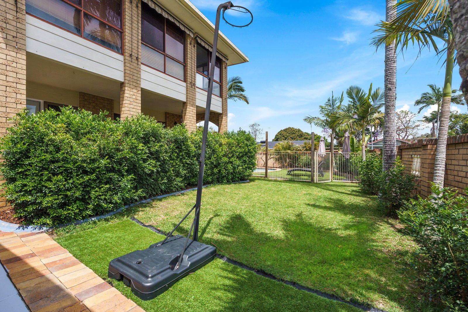 1 Ling Place PALM BEACH 2