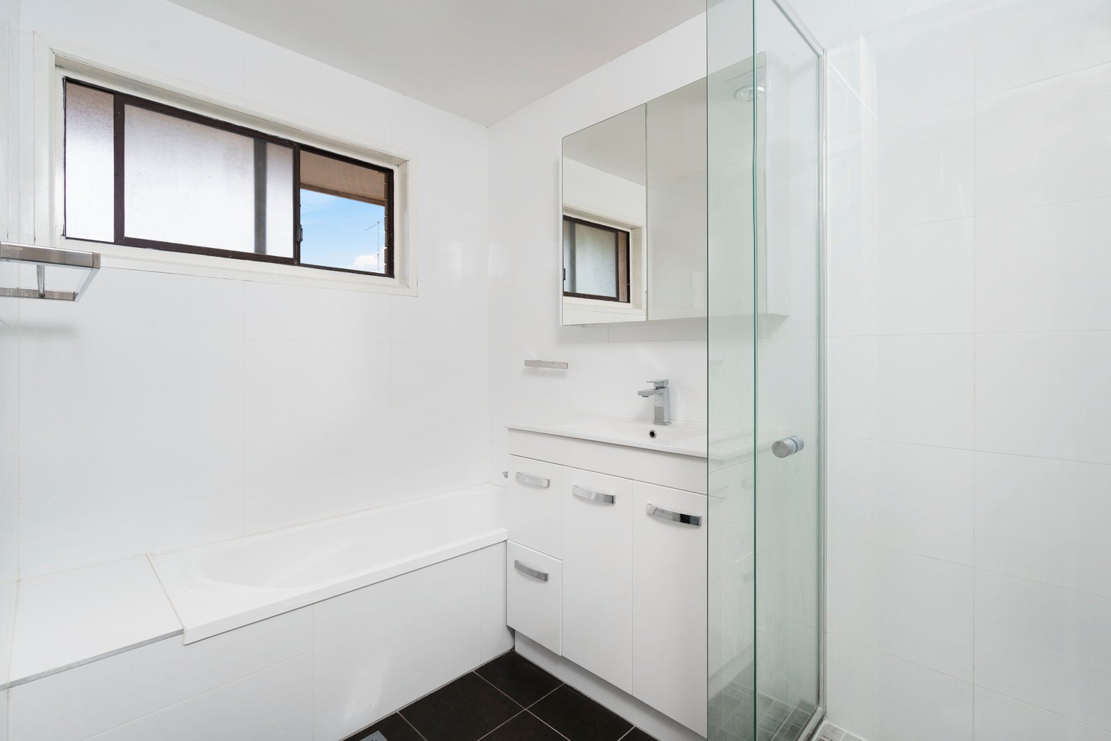 1 Ling Place PALM BEACH 11