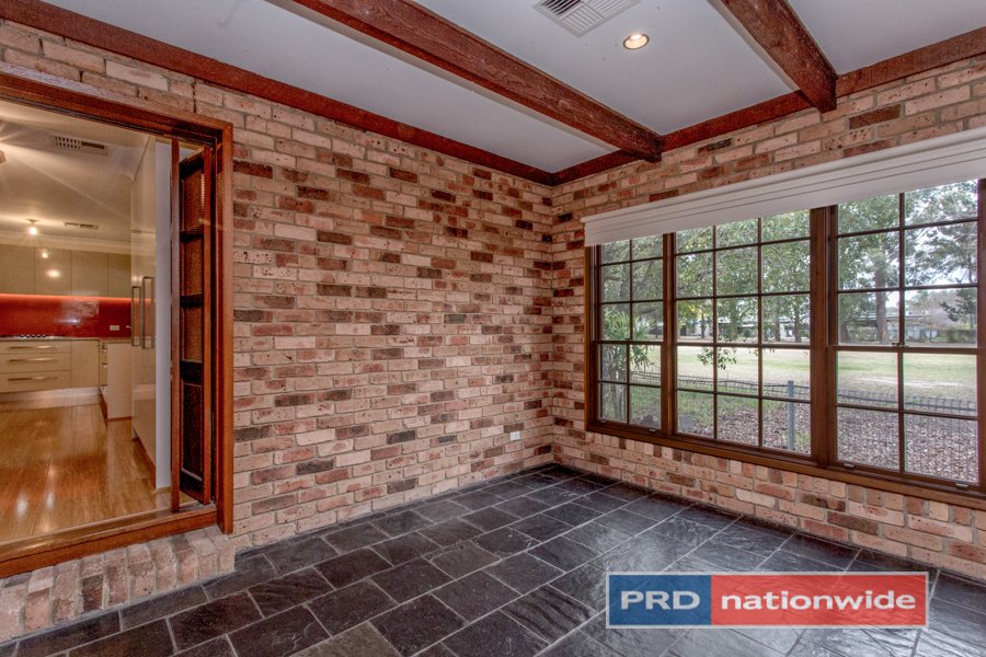 1 Linksview Avenue,  LEONAY 9