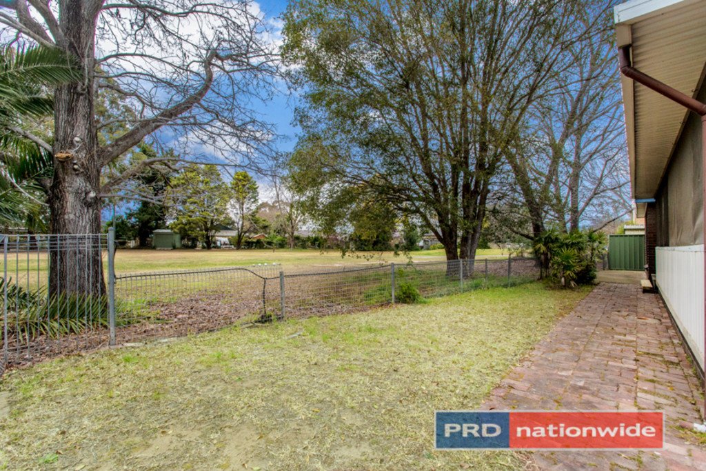 1 Linksview Avenue,  LEONAY 22