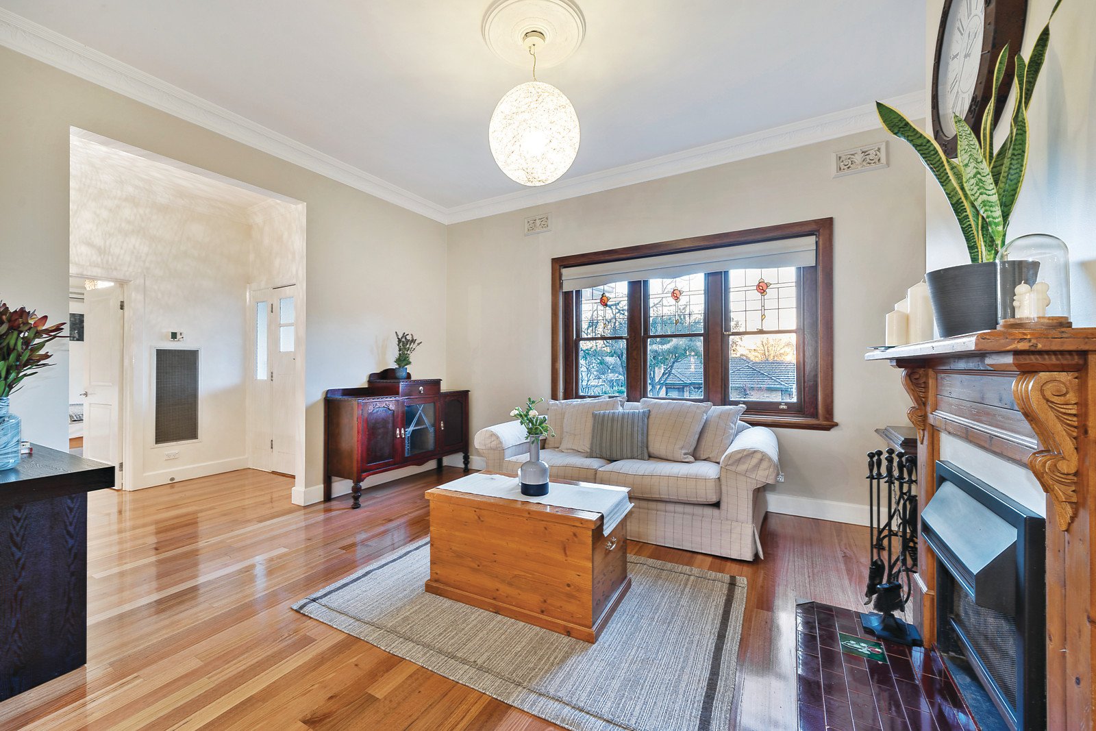 1 Loch Street, Surrey Hills, VIC