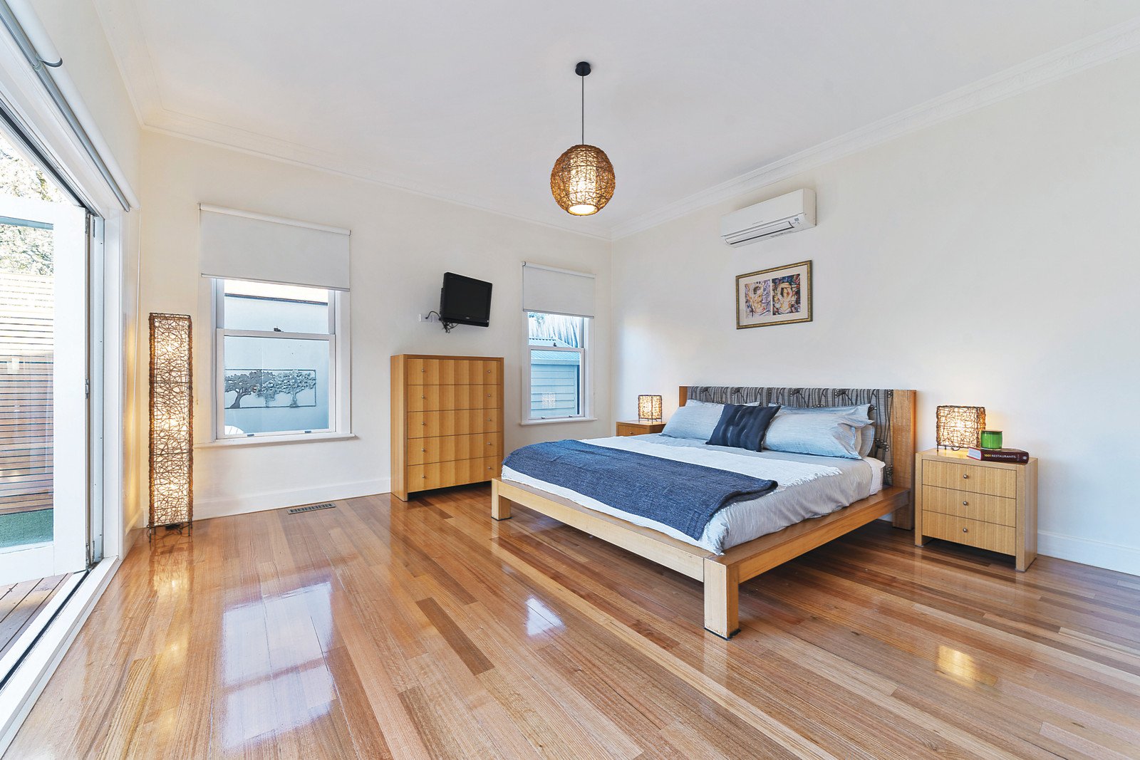 1 Loch Street, Surrey Hills, VIC