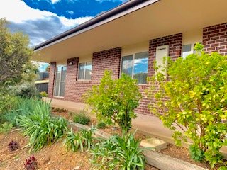 1 Lockeridge Drive TUMUT 2