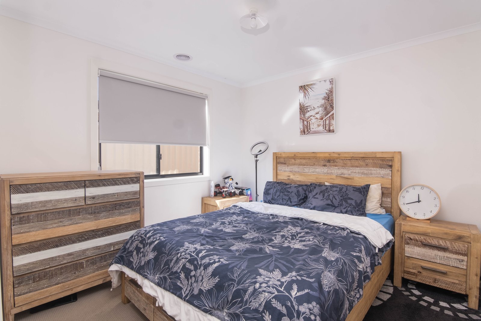 1 London Court SHEPPARTON 9