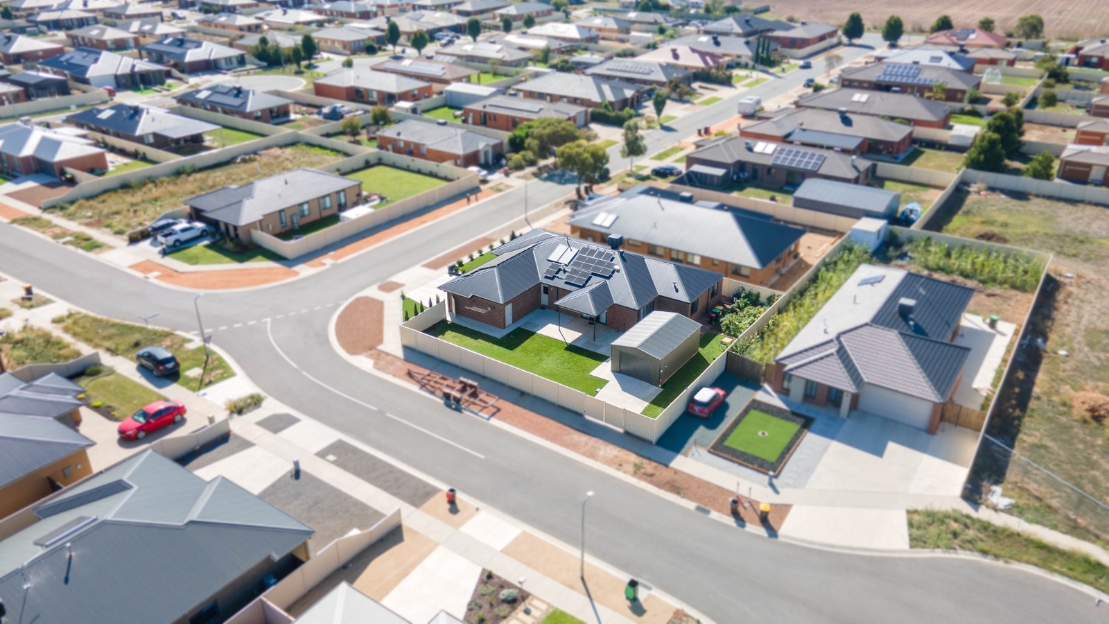 1 London Court SHEPPARTON 21