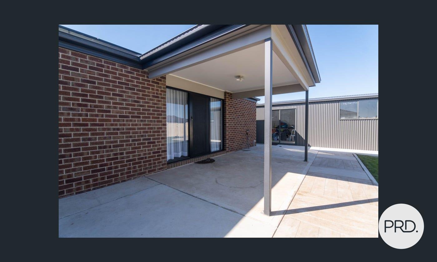 1 London  SHEPPARTON 4