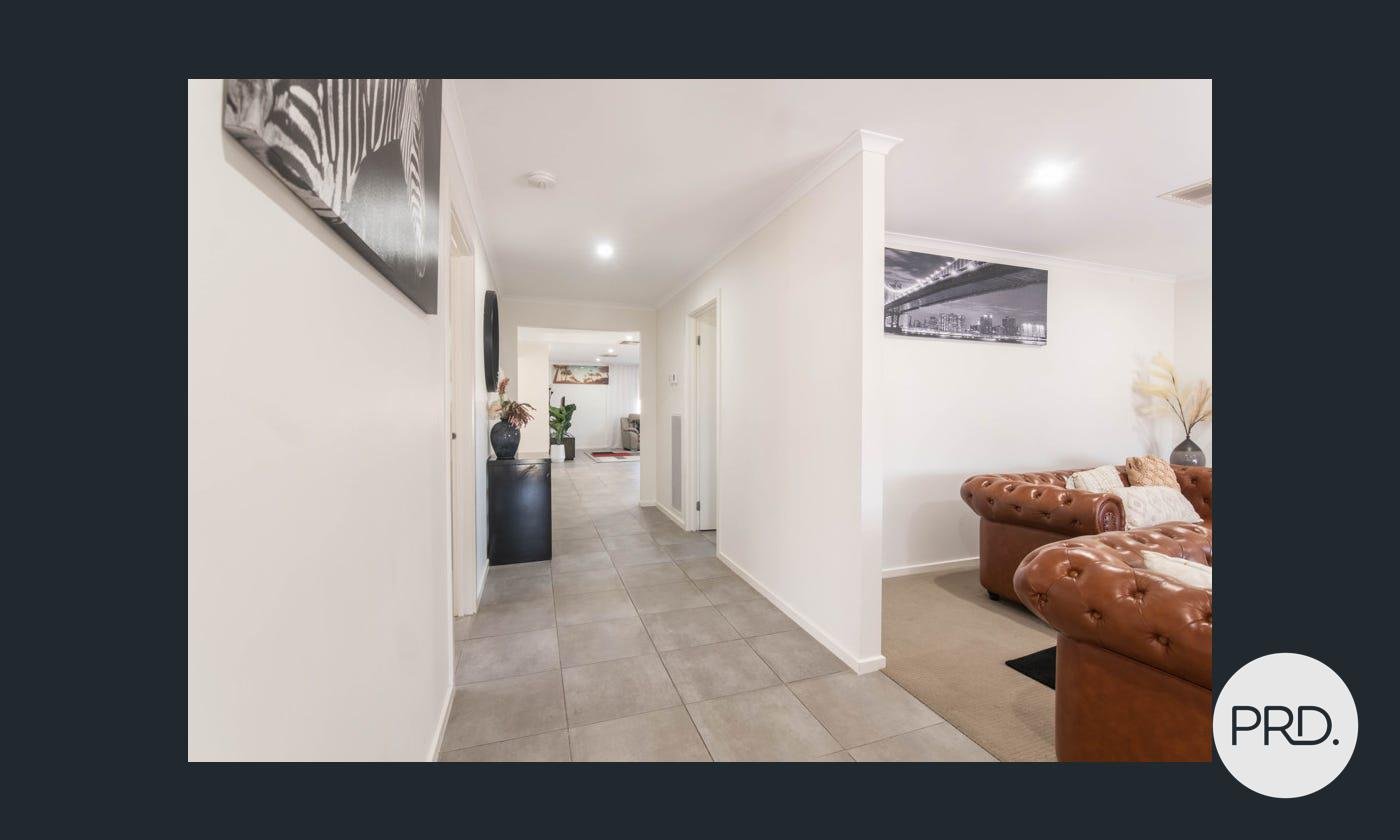 1 London  SHEPPARTON 6