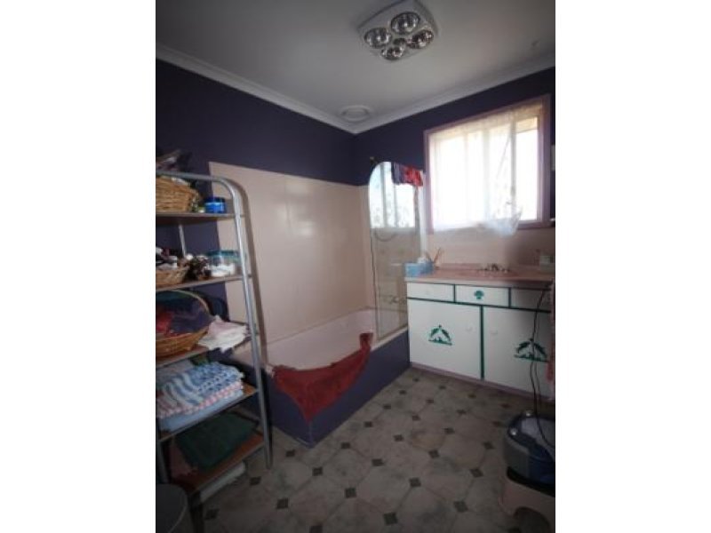1 Long Court HERDSMANS COVE 7