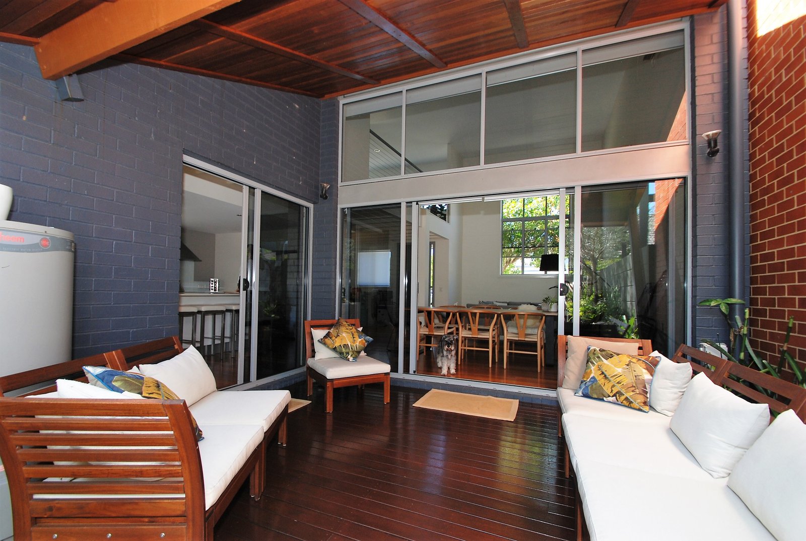 1 Lonsdale Place VARSITY LAKES 5