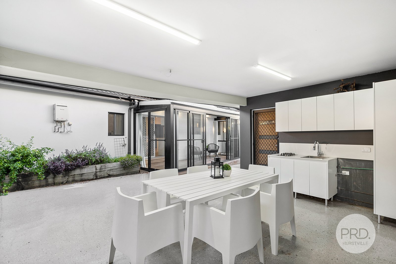 1 Low Street HURSTVILLE 8