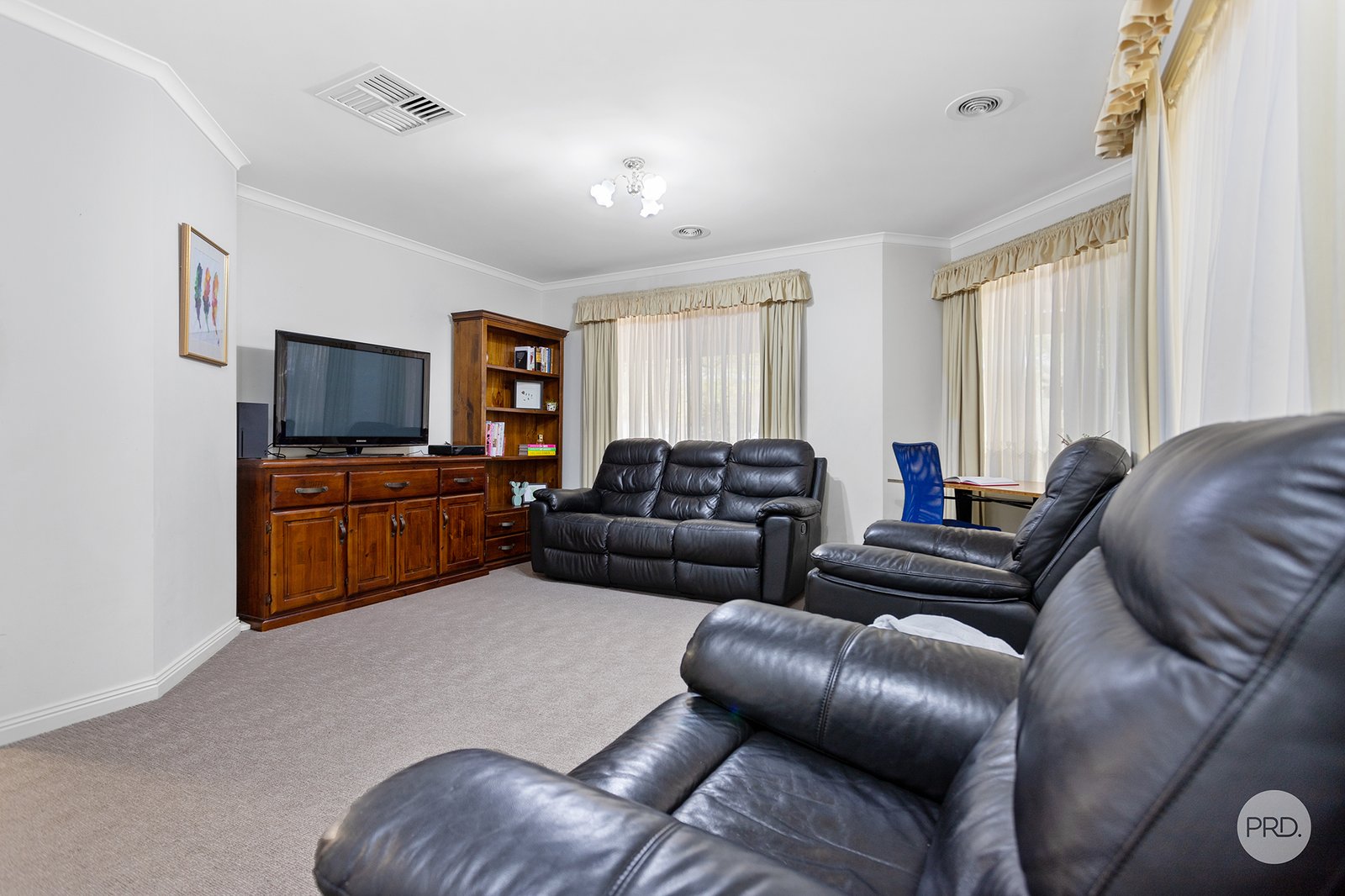 1 Lyndale Court FLORA HILL 2