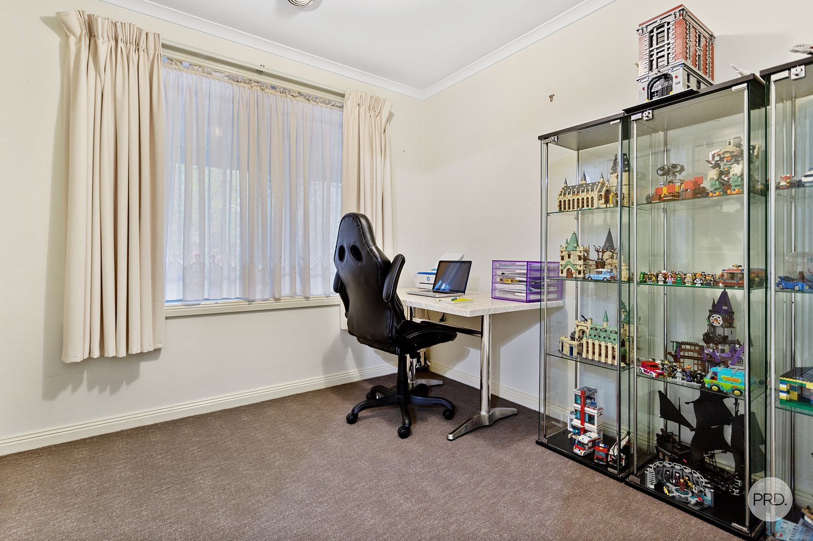 1 Lyndale Court FLORA HILL 11