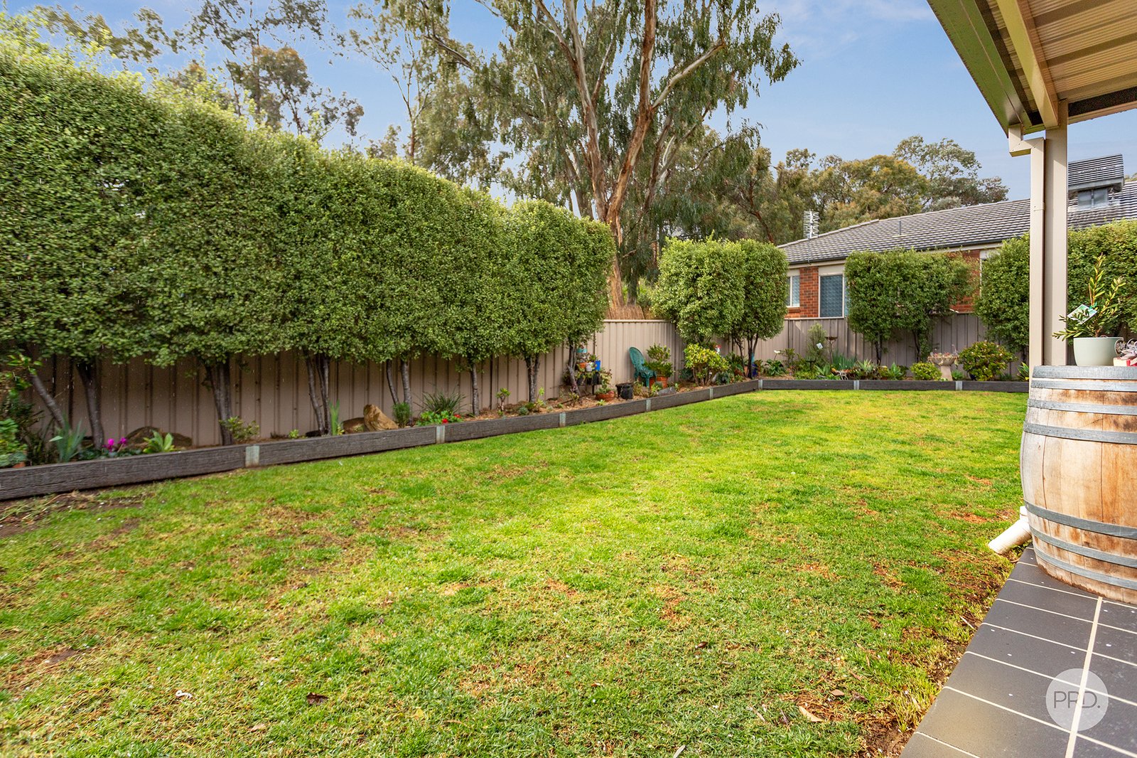 1 Lyndale Court FLORA HILL 14