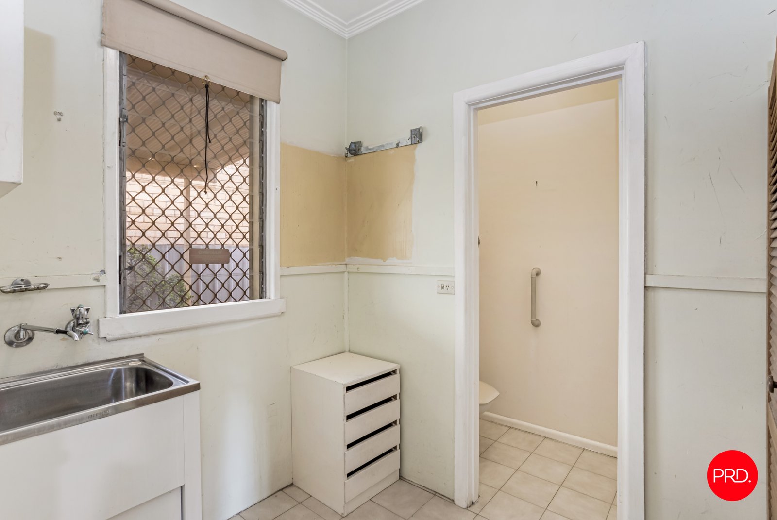 1 Lyons St  WHITE HILLS 11