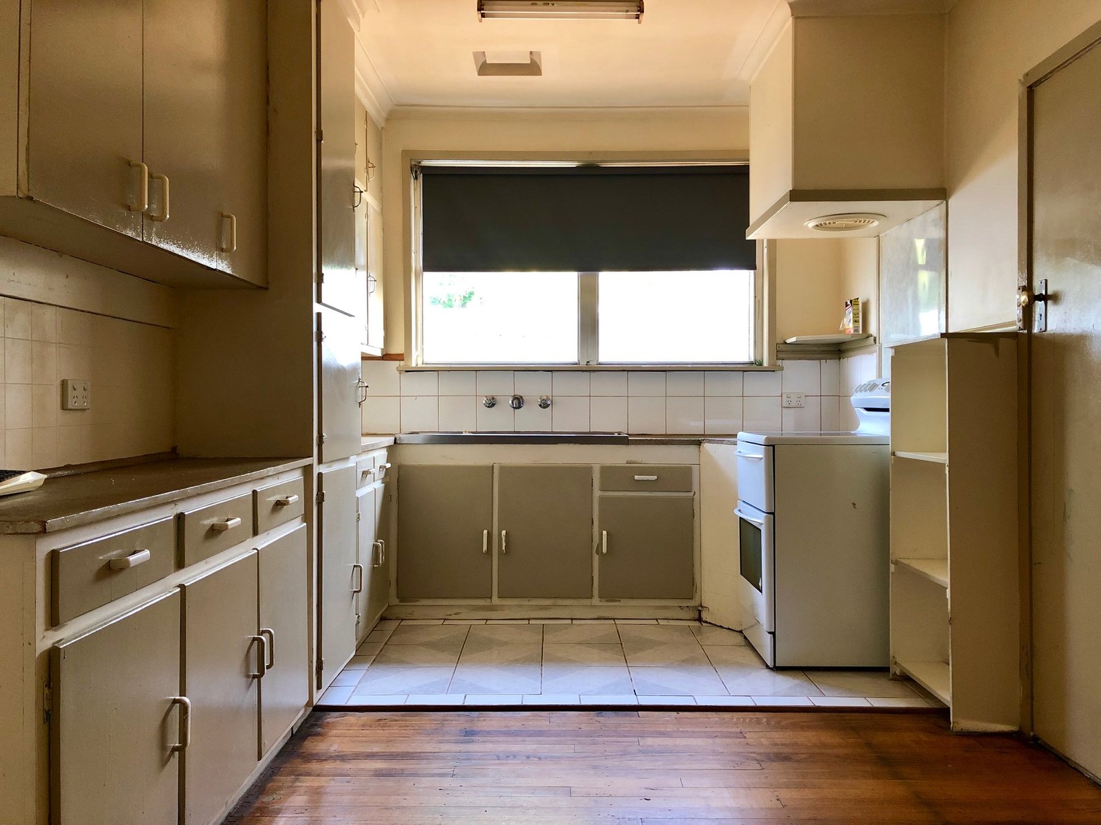 1 Mackinnon Street CORRYONG 3
