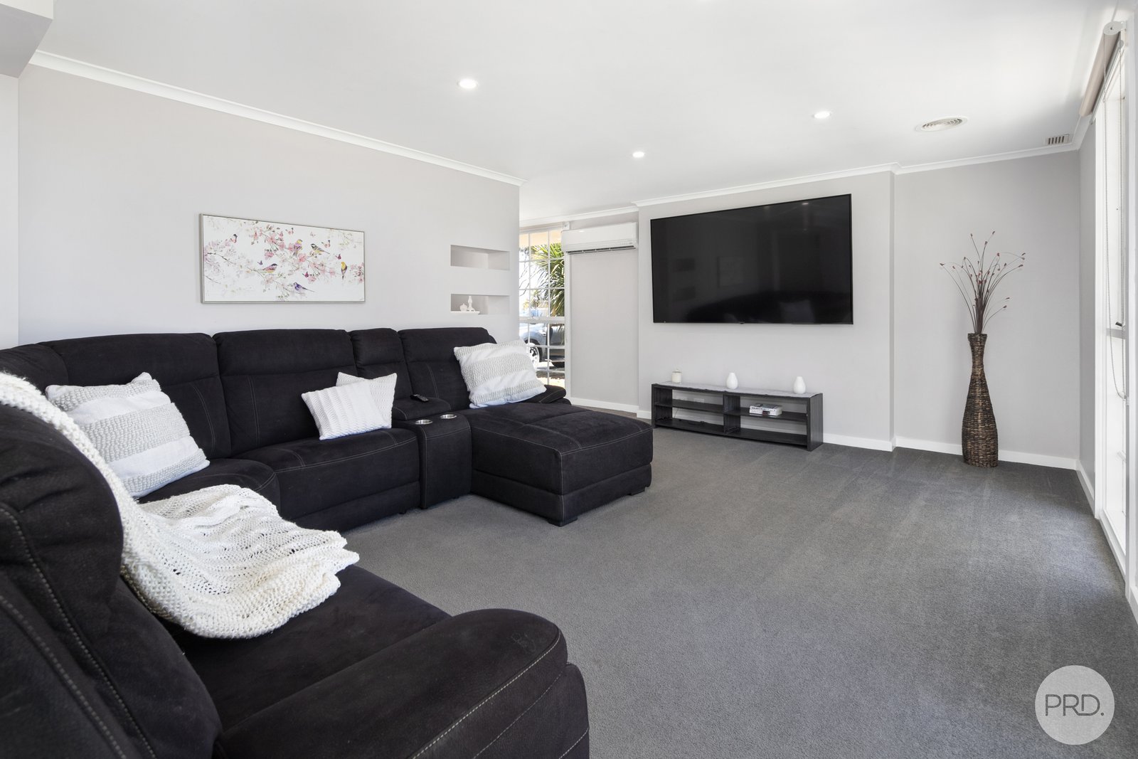 1 Madden Road CARDIGAN VILLAGE 4