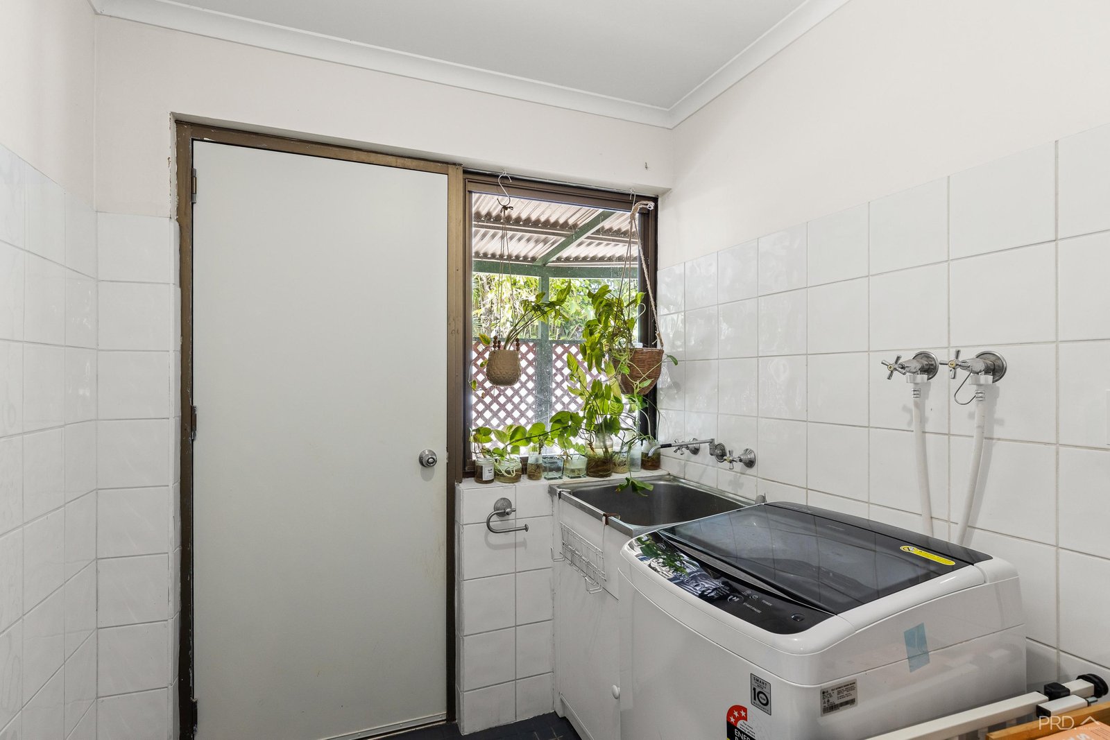 1 Male Court BROOME 11