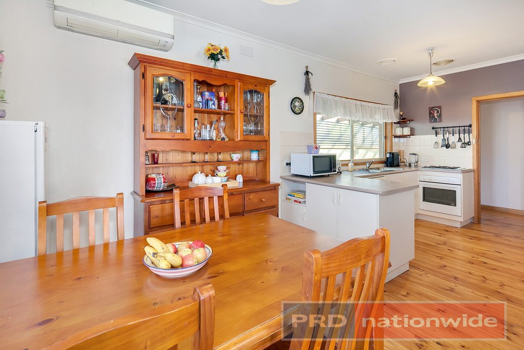 1 Malmesbury Street WENDOUREE 2