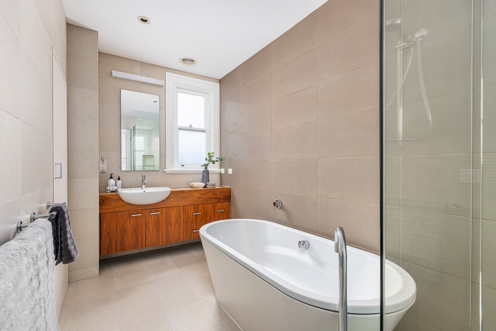 1 Manning Road, Malvern East, 3145