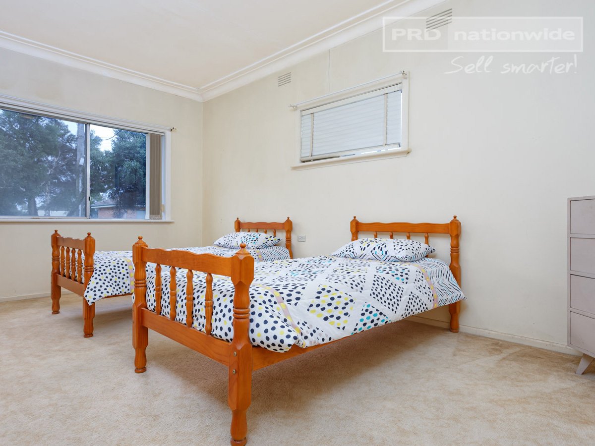 1 Manoora Avenue MOUNT AUSTIN 10
