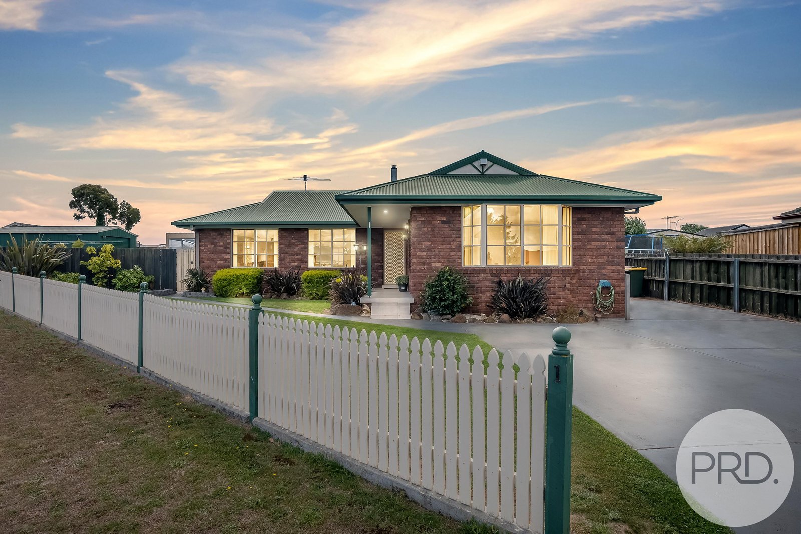 1 Martyn Place BRIGHTON 1