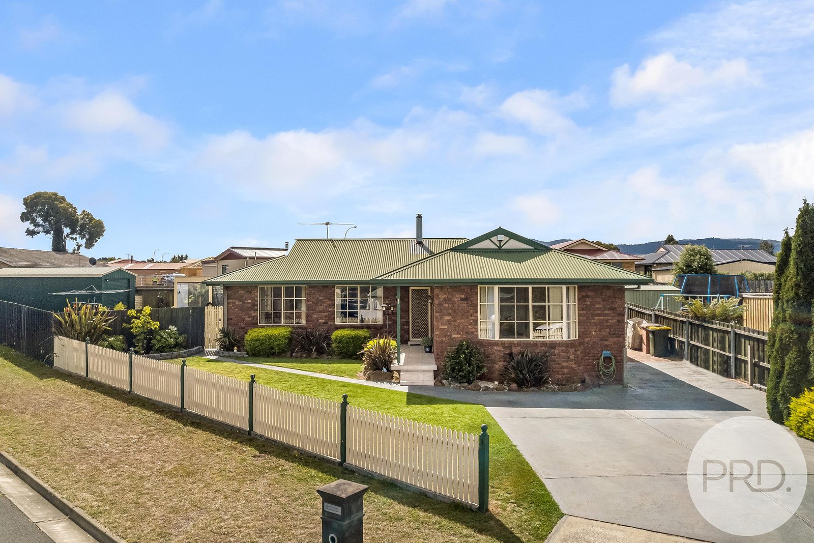 1 Martyn Place BRIGHTON 2