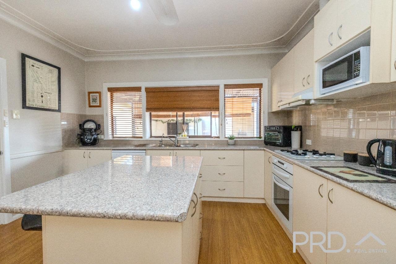 1 Mary Avenue MILDURA 4