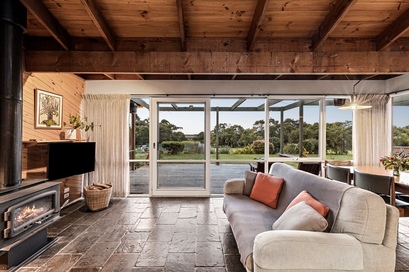 Real Estate and Property in 1 McDonald Road, Queenscliff, VIC