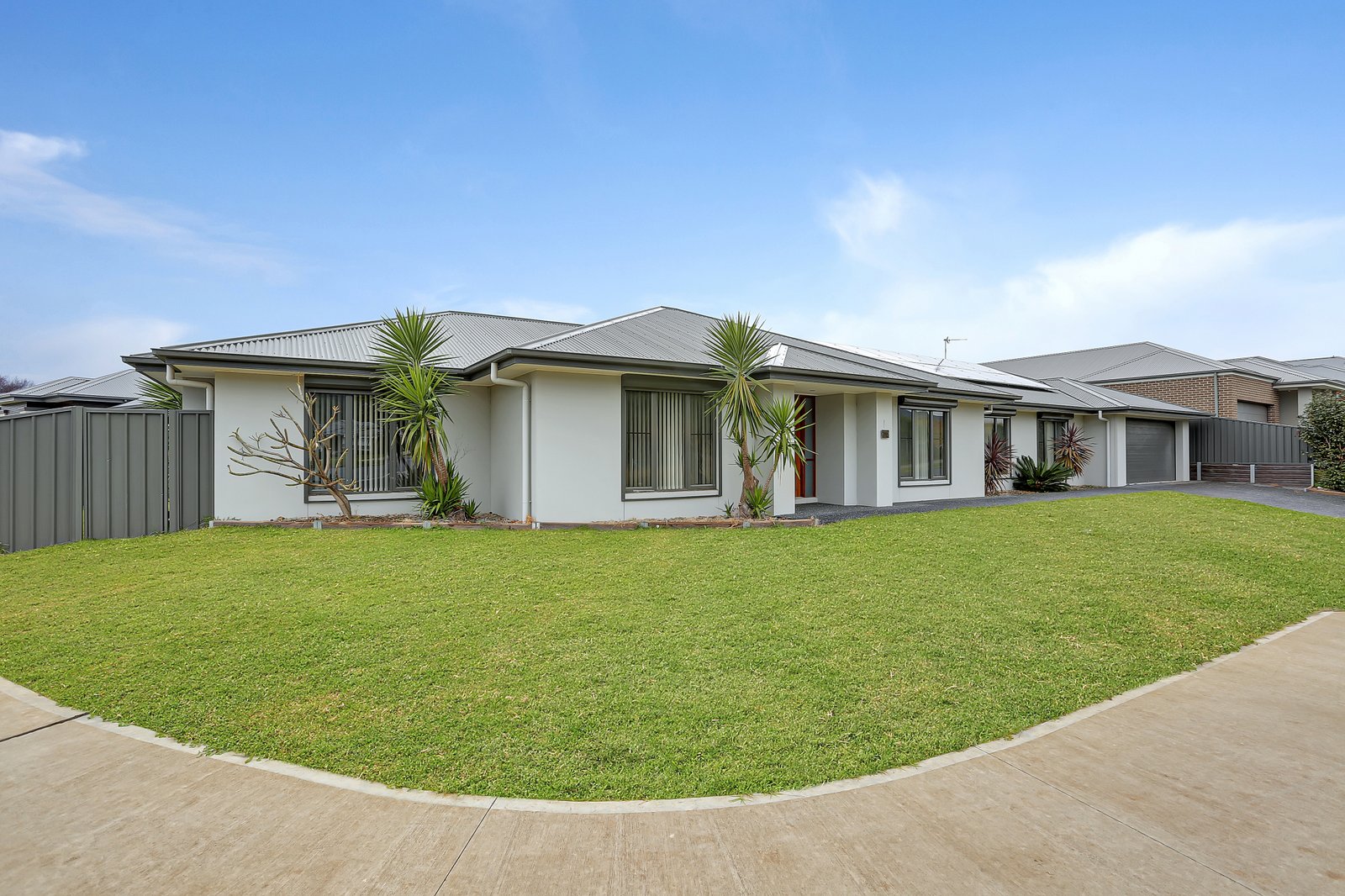 1 McKelly Street HORSLEY 1