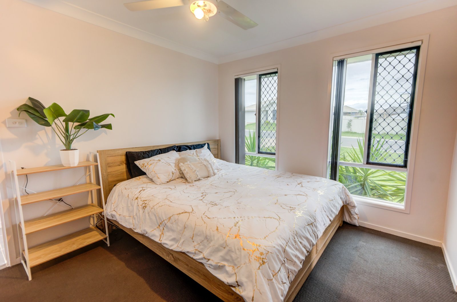 1 McKinlay Place TAMWORTH 2