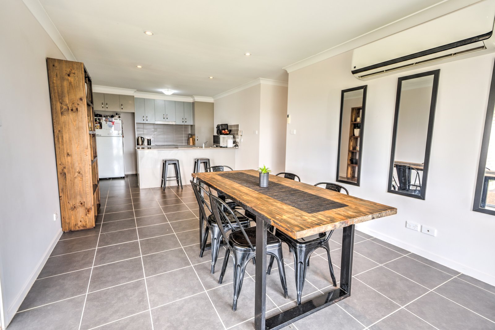 1 McKinlay Place TAMWORTH 5