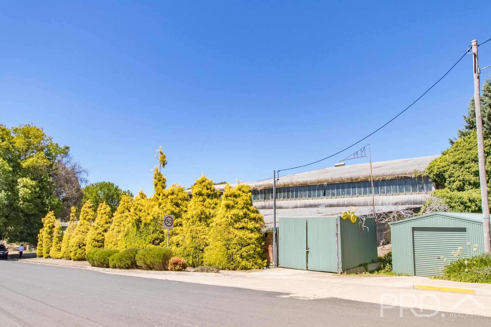 1 Memorial Avenue BATLOW 2