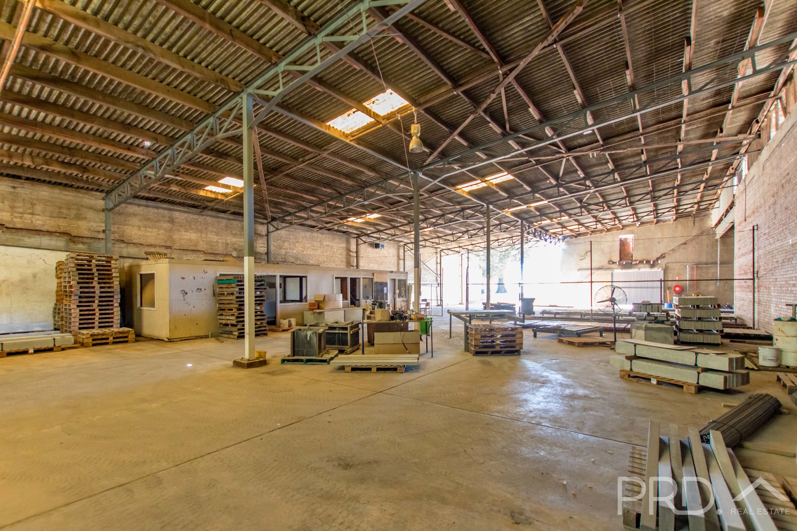 1 Memorial Avenue BATLOW 5