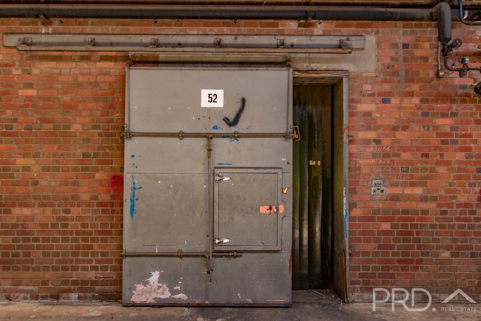 1 Memorial Avenue BATLOW 12