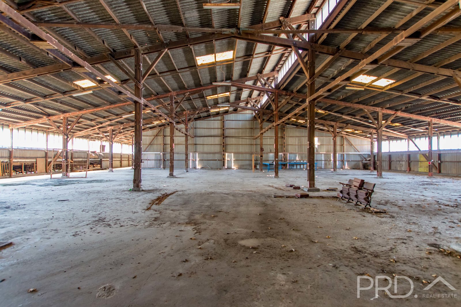 1 Memorial Avenue BATLOW 8