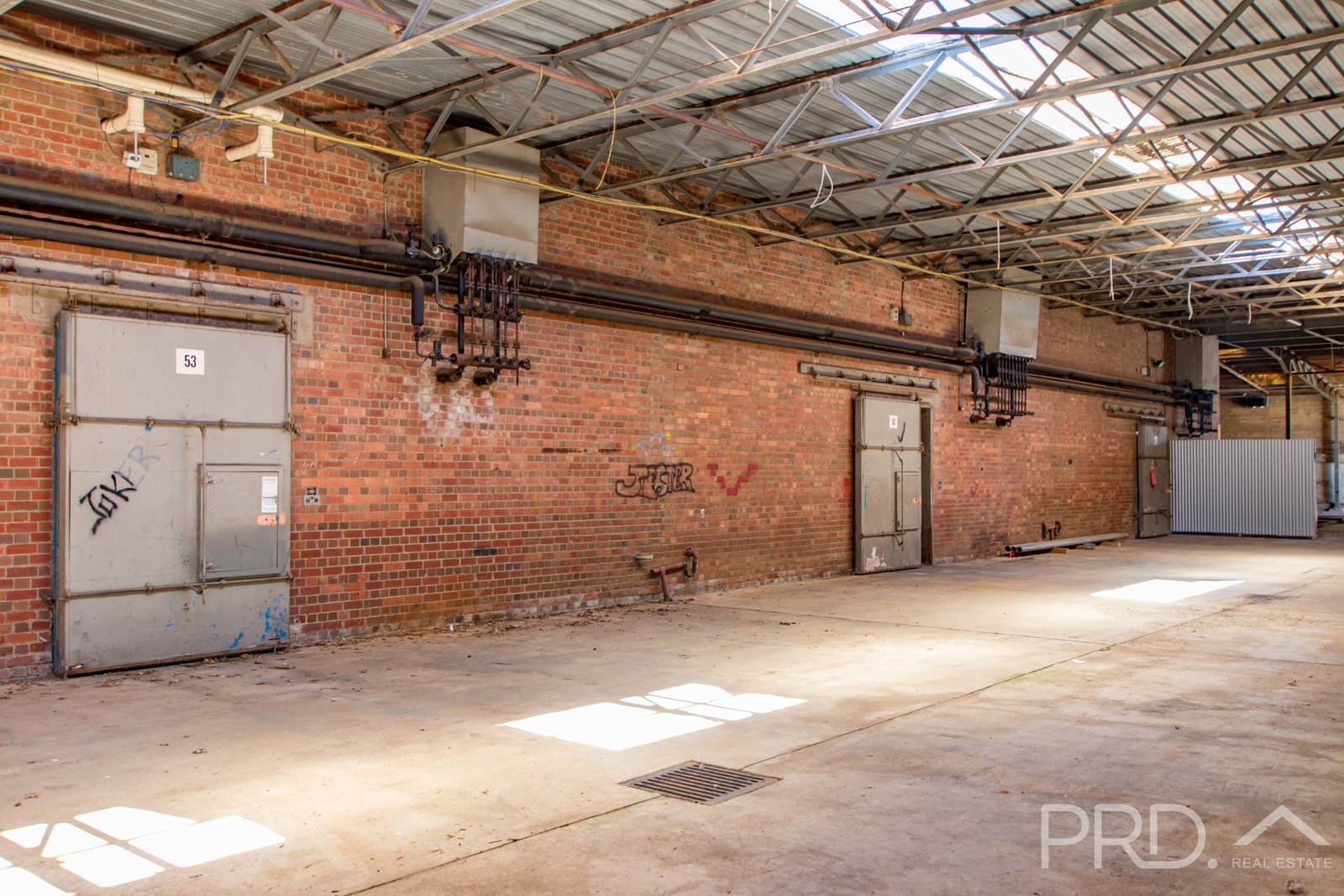 1 Memorial Avenue BATLOW 16