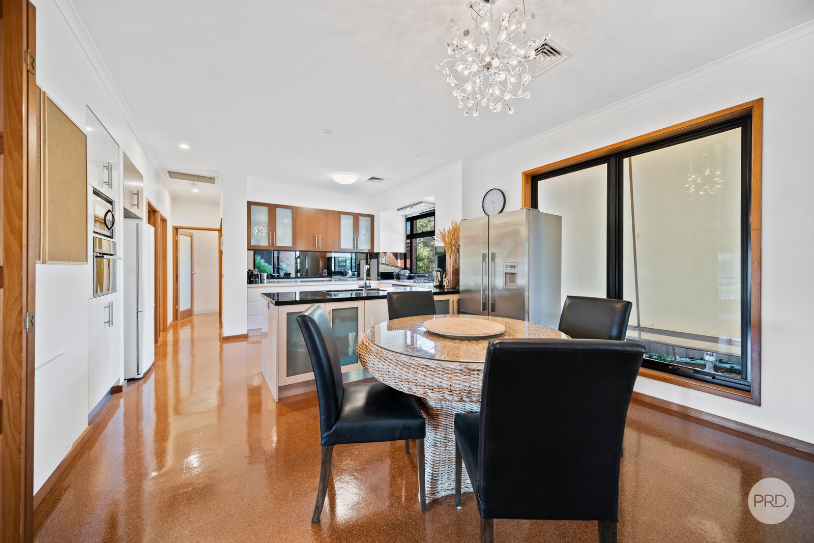 1 Metro Court STRATHDALE 2