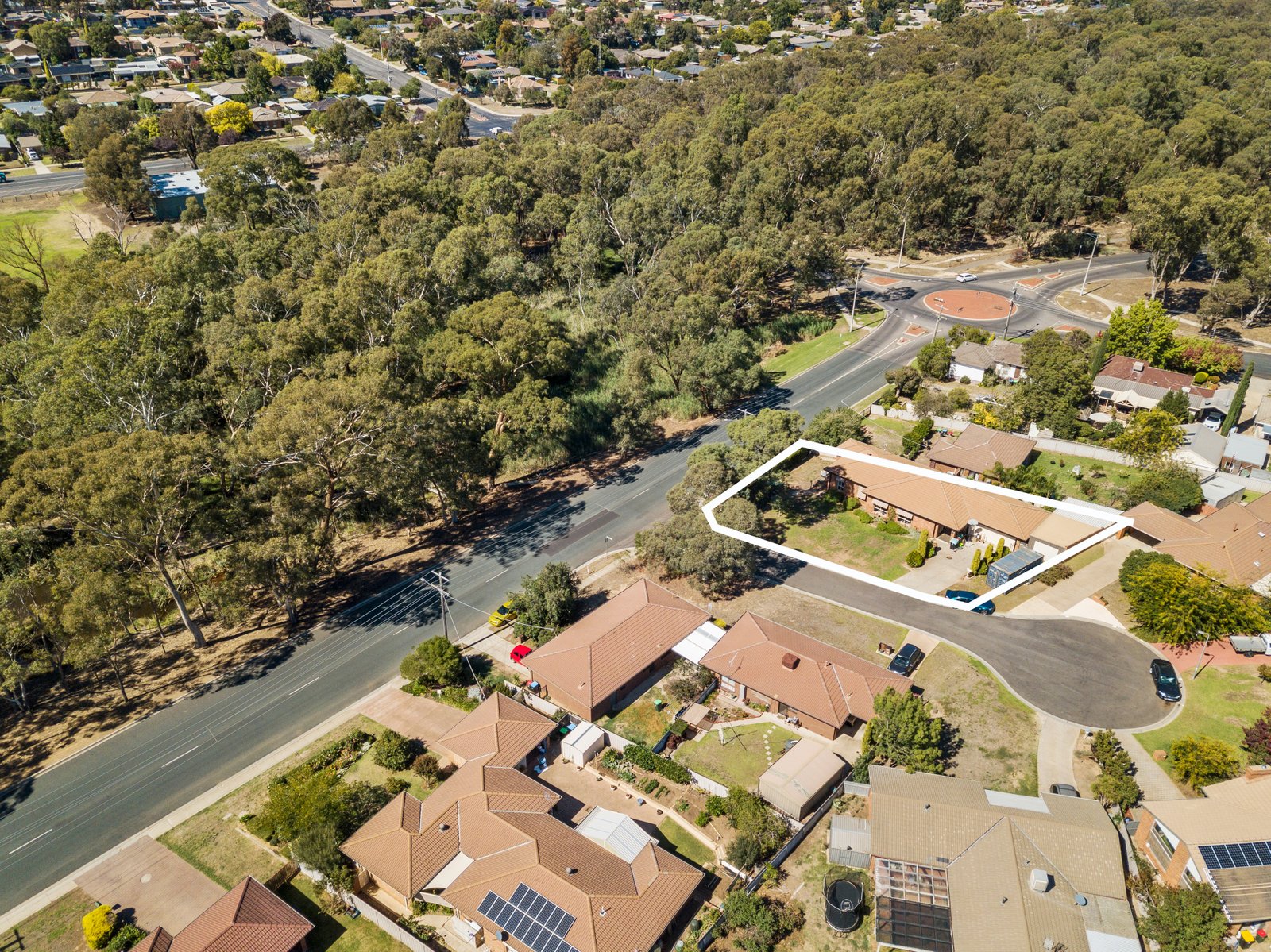 1 Metro Court STRATHDALE 12
