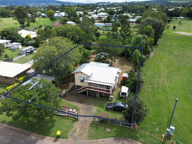 1 Mill Lane ROSEWOOD 10
