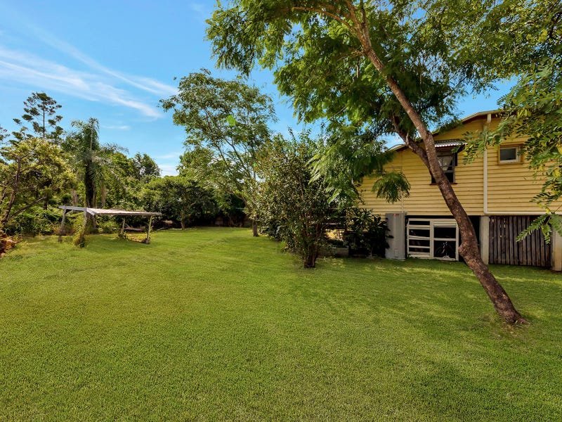1 Mill Lane ROSEWOOD 11
