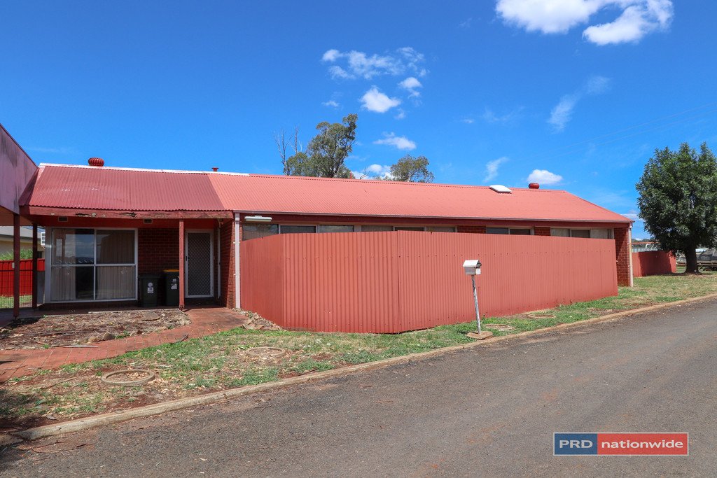 1 Mitchell  TUMBARUMBA 1