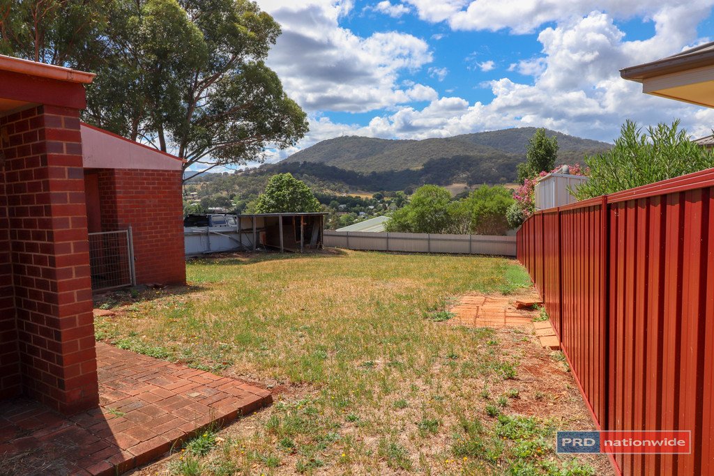 1 Mitchell  TUMBARUMBA 4