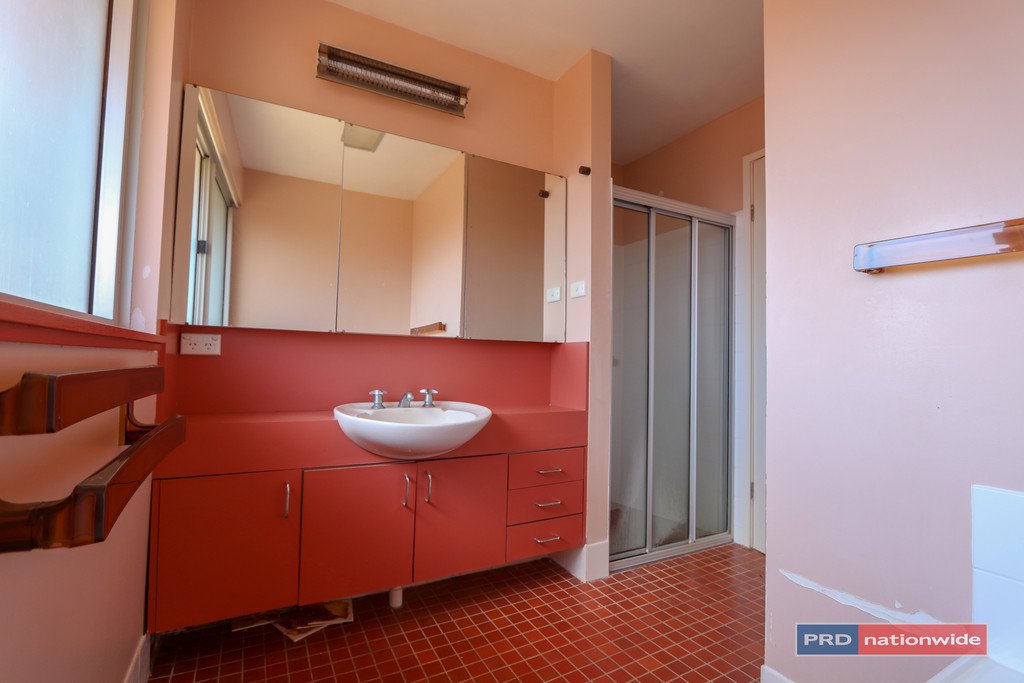 1 Mitchell  TUMBARUMBA 8