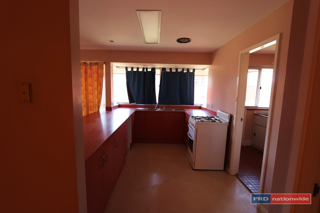 1 Mitchell  TUMBARUMBA 12